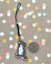 Load image into Gallery viewer, Gray Tuxedo Cat Pull Charm