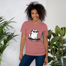 Load image into Gallery viewer, Sk8 Cat Unisex Tshirt