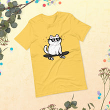 Load image into Gallery viewer, Sk8 Cat Unisex Tshirt